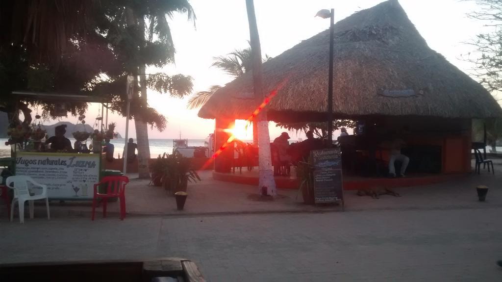 Hostal Palohe Taganga Ngoại thất bức ảnh